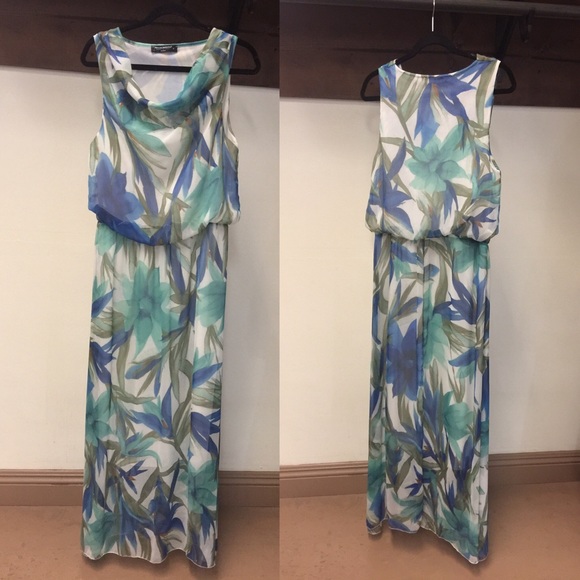 Rinascimento Dresses & Skirts - 🌷RINASCIMENTO made in Italy Print dress Rinascimento Dresses & Skirts - 🌷RINASCIMENTO made in Italy Print dress
